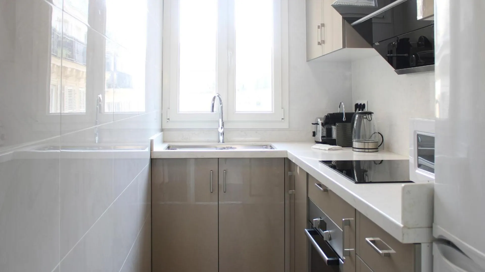 Charming Family T3 In The 10th Apartment *