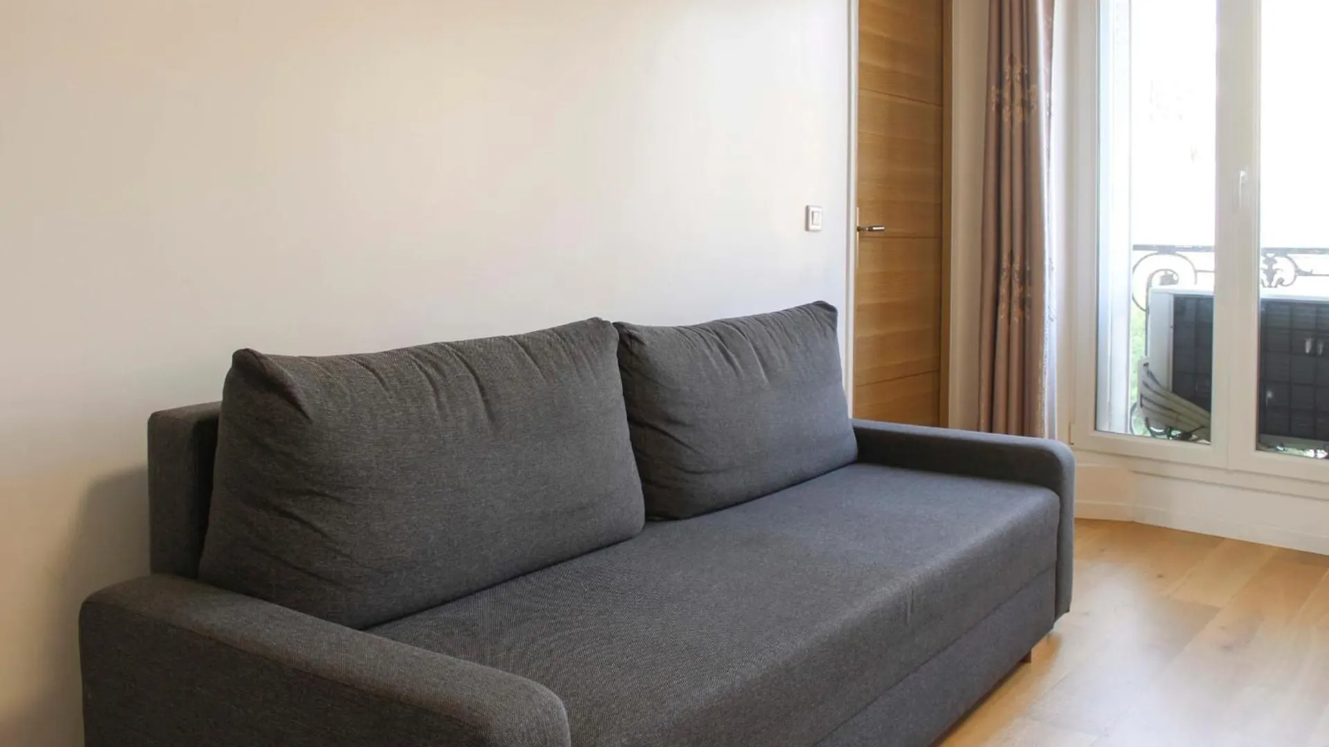 Apartment Charming Family T3 In The 10th Paris