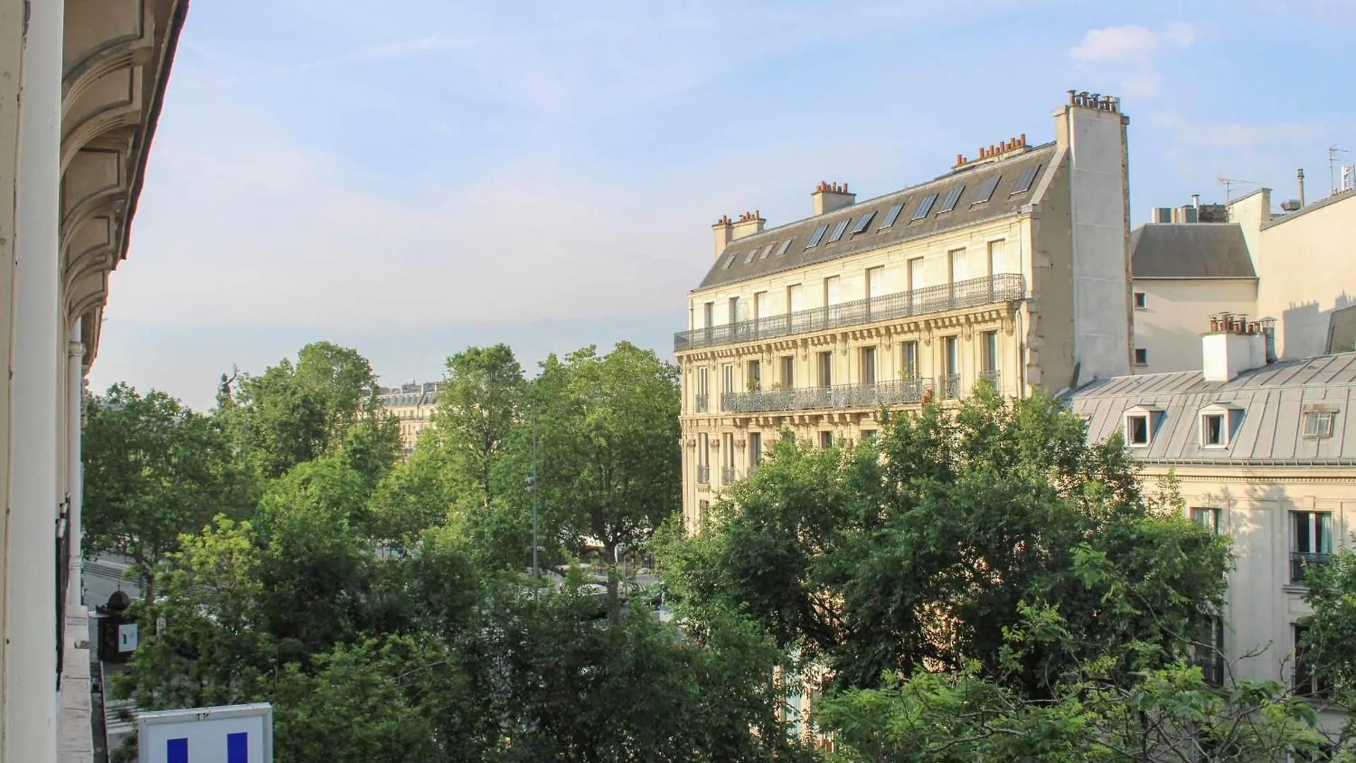 Charming Family T3 In The 10th * Paris